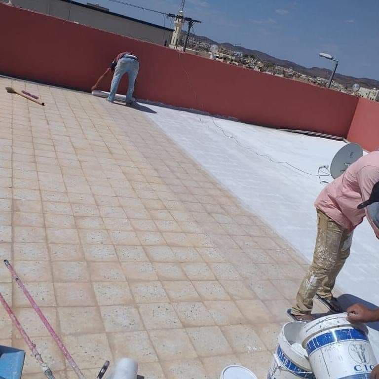 عزل اسطح عزل خزانات عزل حمامات