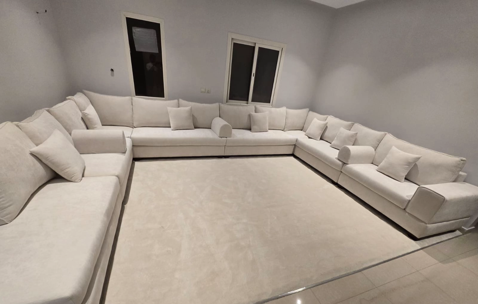 الرياض توصيل الي اي مكان في المملكه