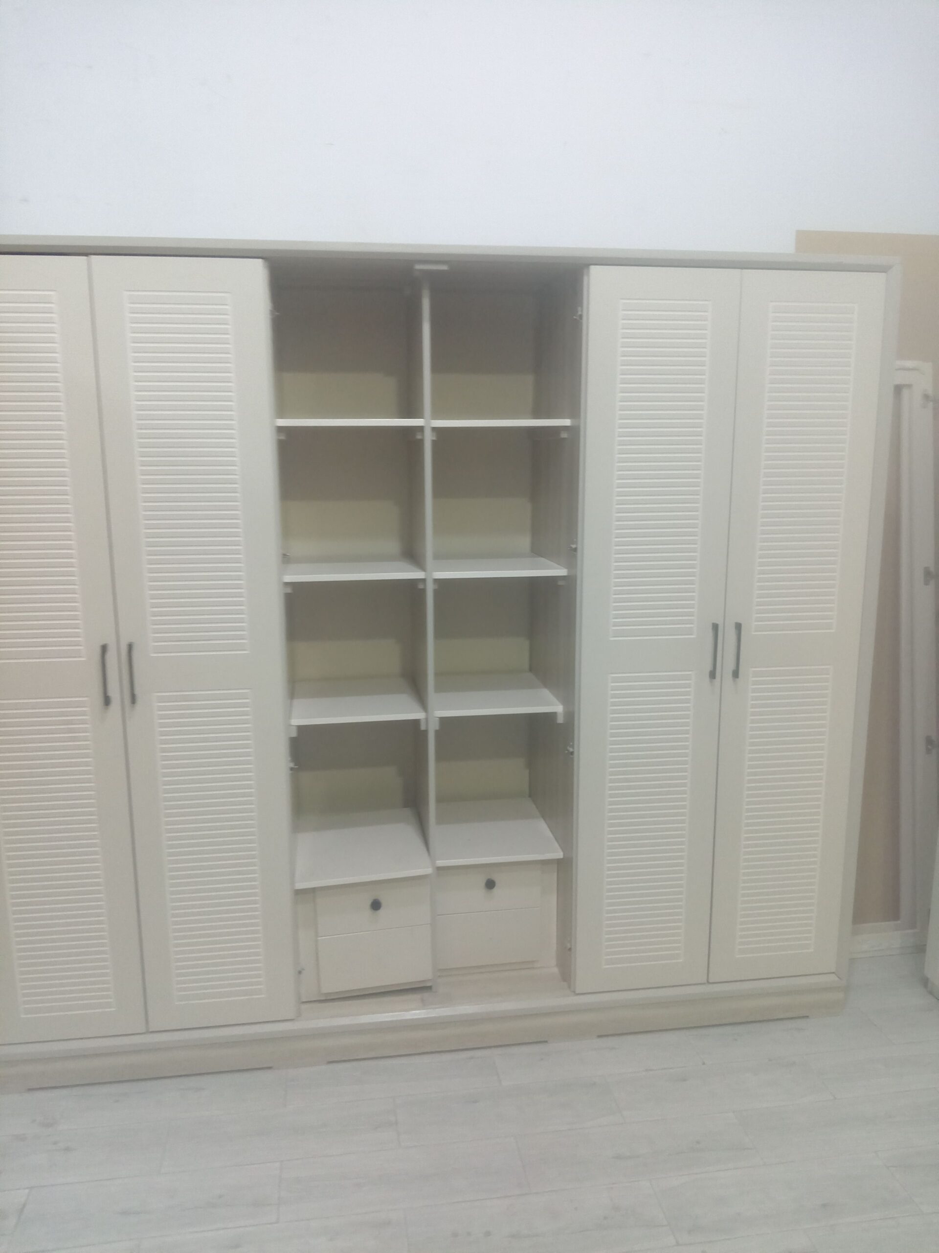 اثاث مستعمل