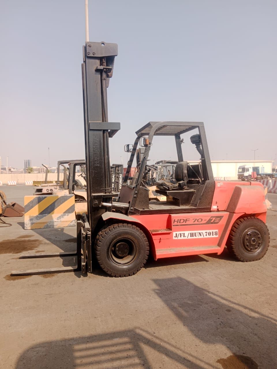 سيزرات لفت مان لفت للايجار روافع بكل احجامها للتيج