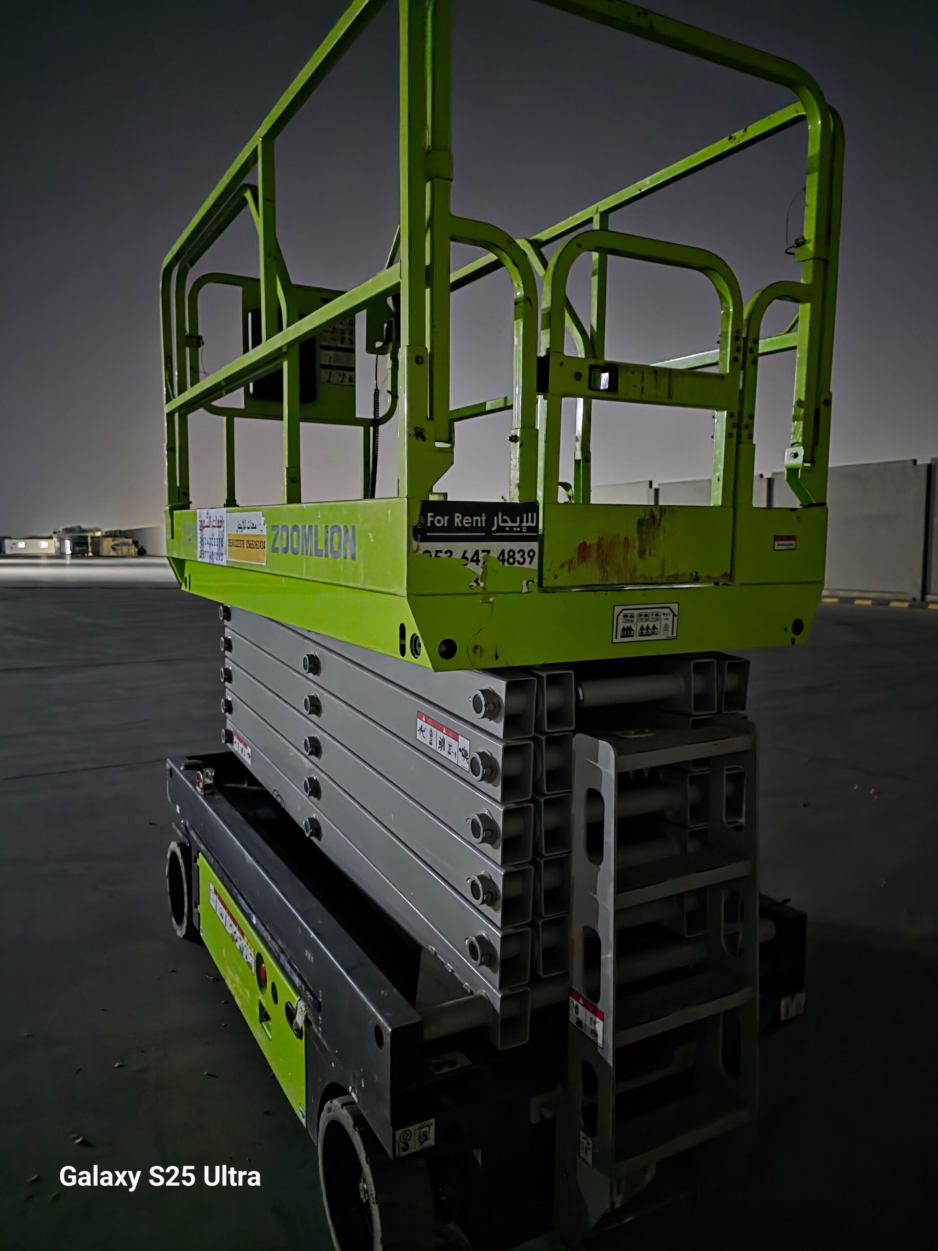 سيزرلفت8متر للايجار موديل حديث باسعار مناسبة اوراق