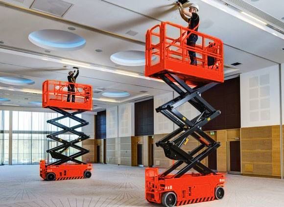 scissor lifts All sizes For rent