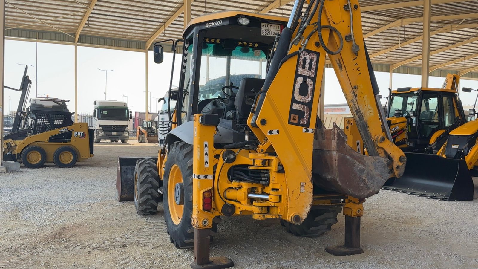 سيزرلفت مانلفت رافعة مقصية مفصلية سقالة سقالات كهر