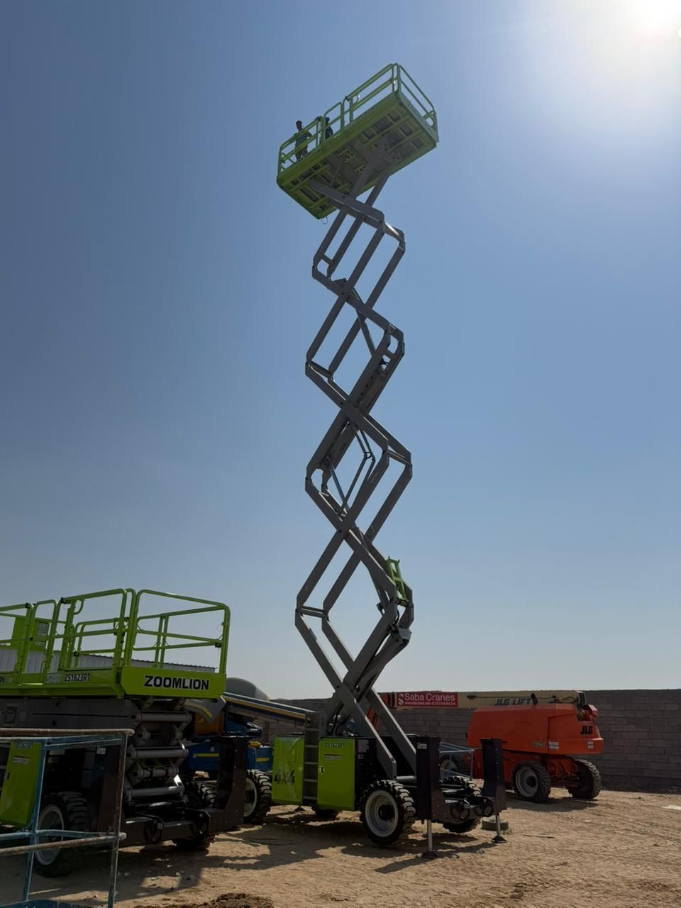 سيزرات لفتات مان لفتات رافعات مقصيه سقالات كهربائي