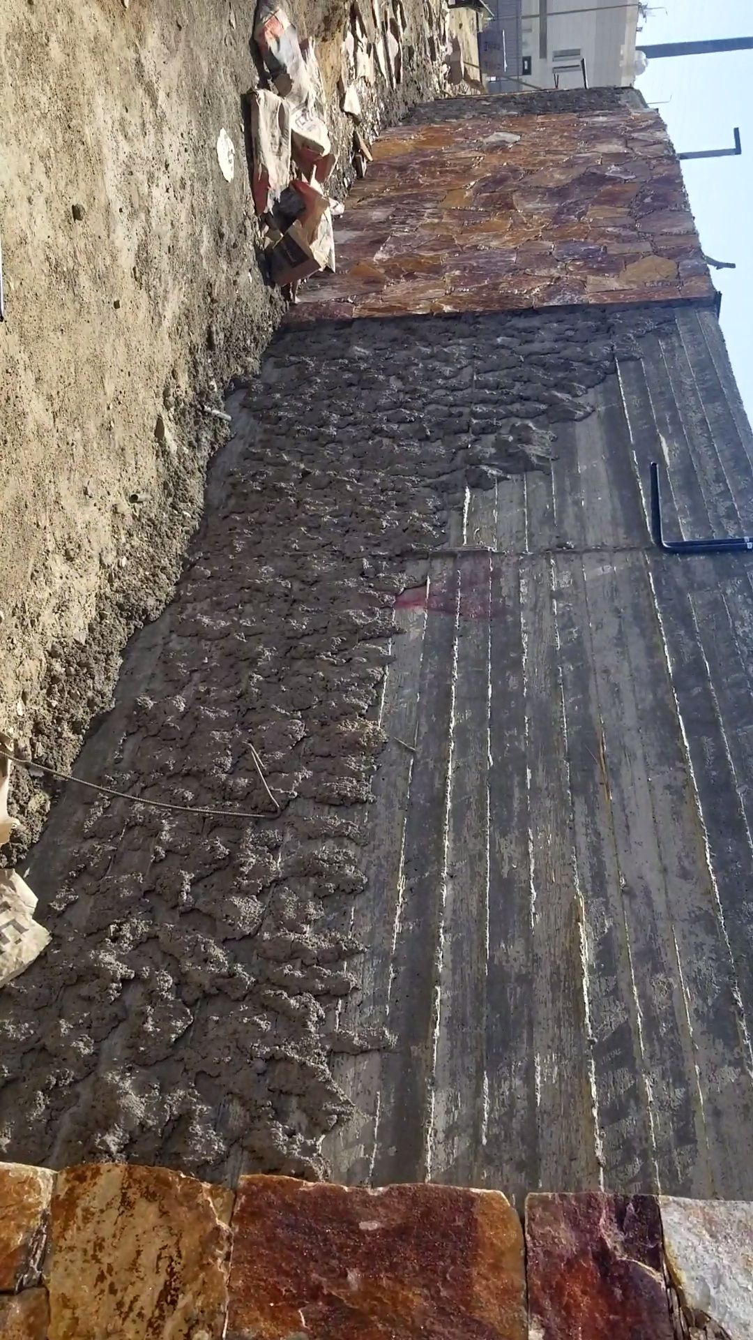 تلبيسات وربراب وبنيان الحجر