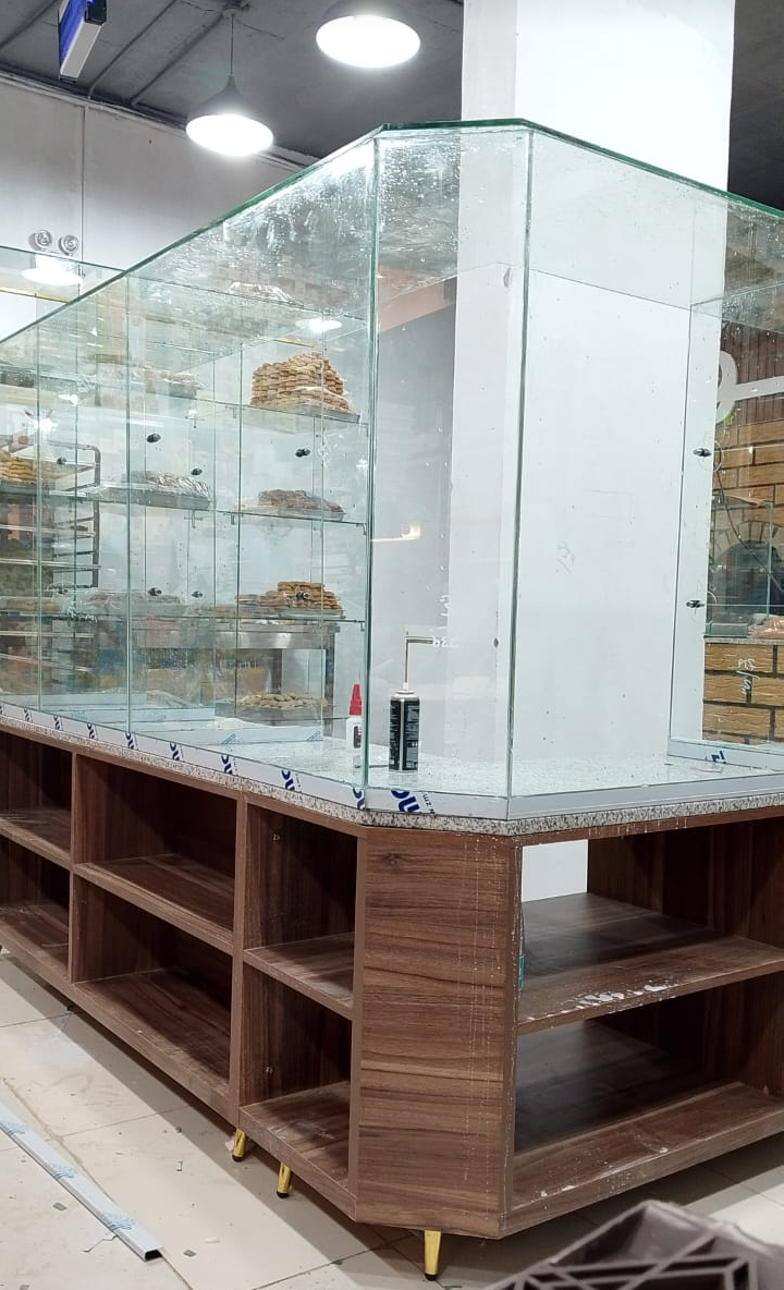 زجاج سكريت مرايا قواطع الشورات مكاتب