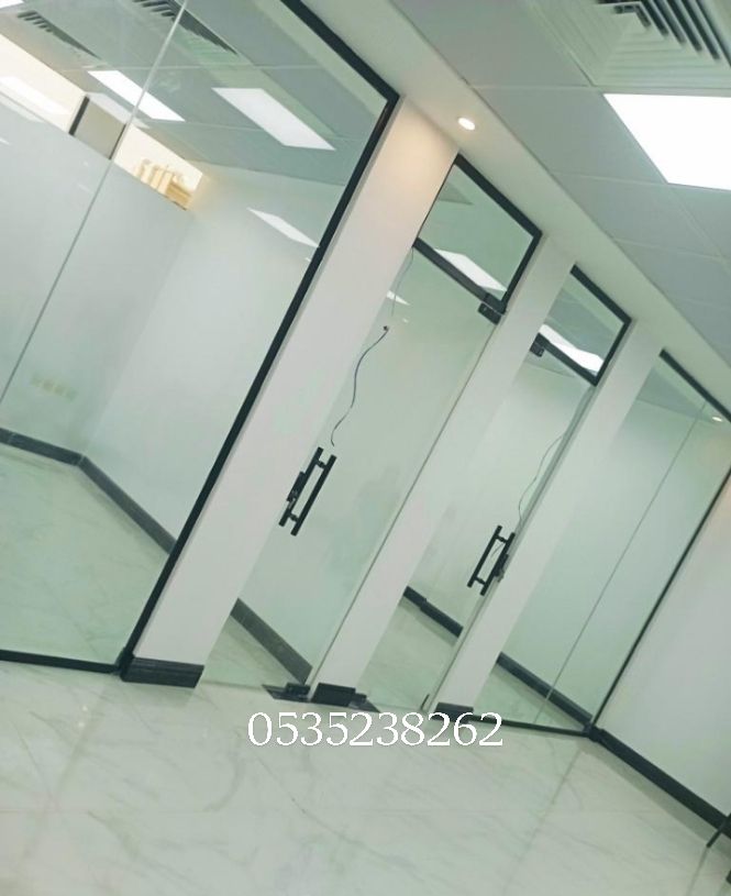 زجاج سكريت الرياض 0558037958