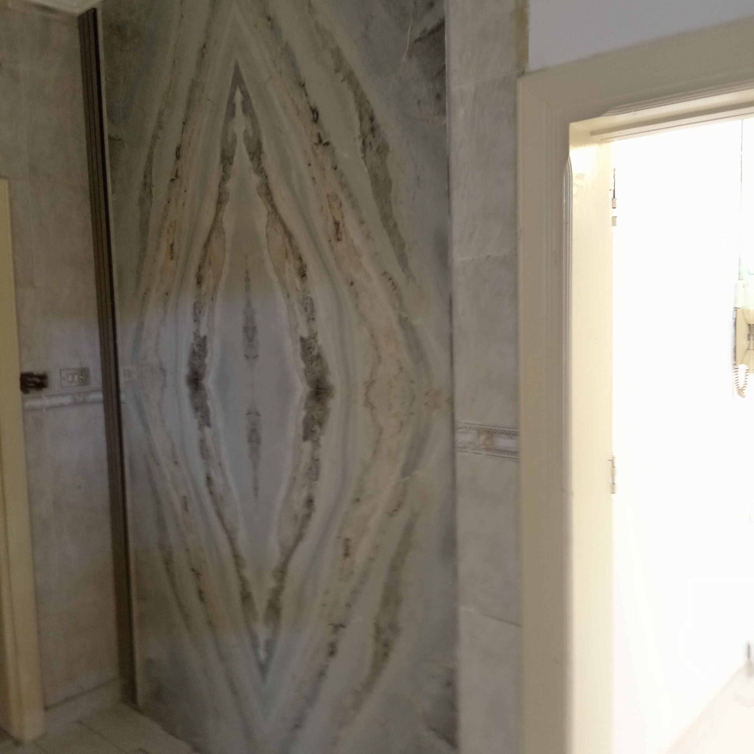 تركيب ألواح البورسلان وتركيب جميع أنواع البورسلان