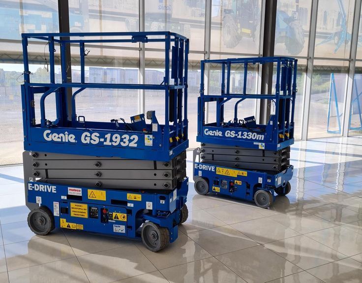 سيزرلفت للايجار مانلفت للايجار رافعة عمال للايجار