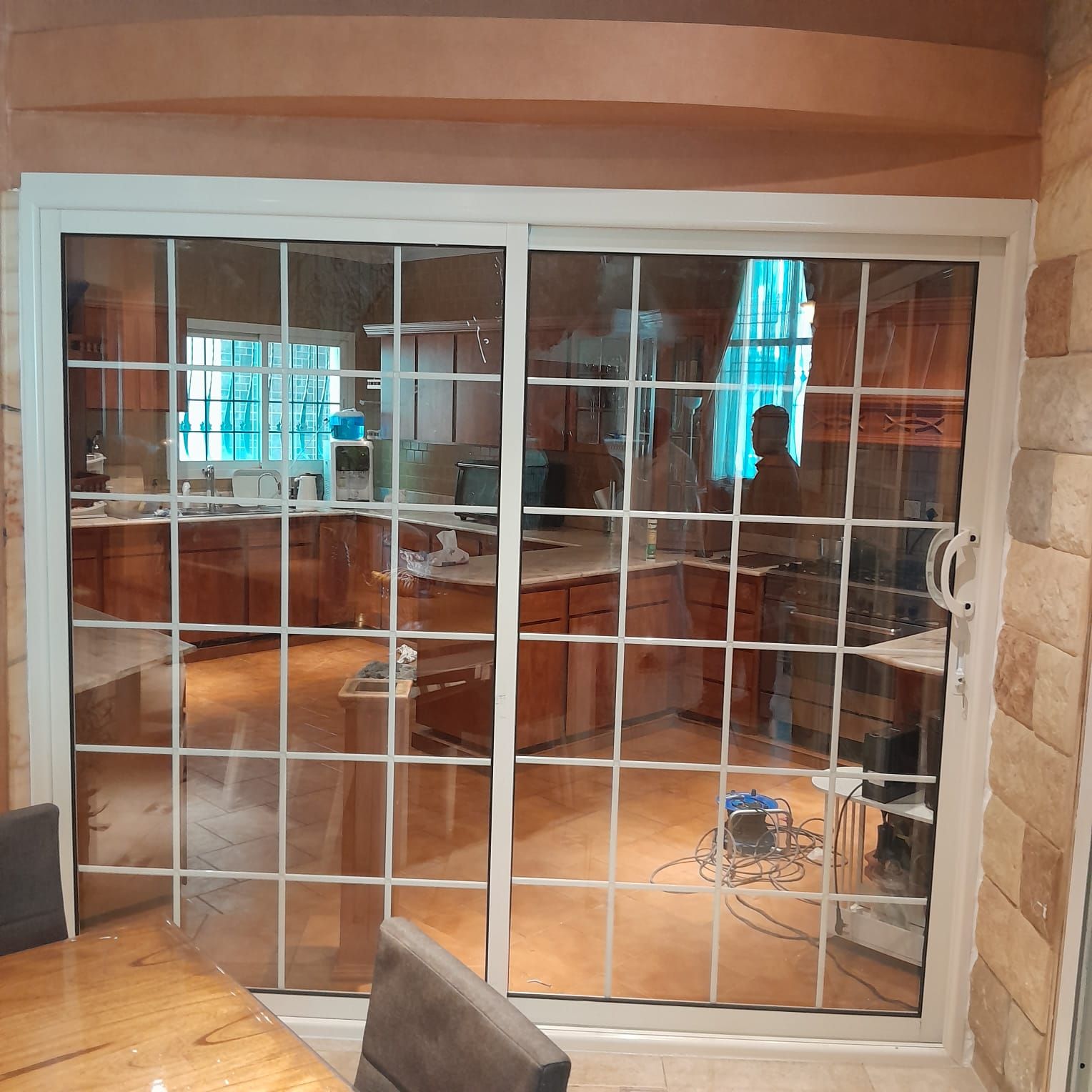 المنيوم ابواب شبابيك مطابخ تفصيل وصيانه