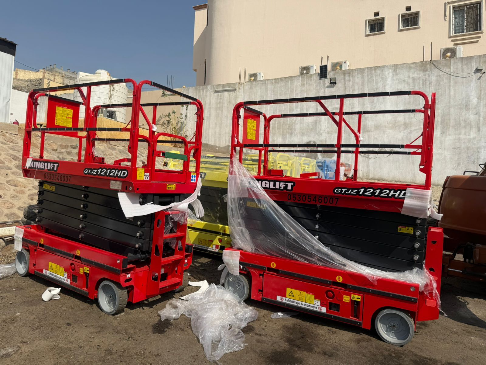 سيزرات لفت 12متر 14متر كهرباء للايجار