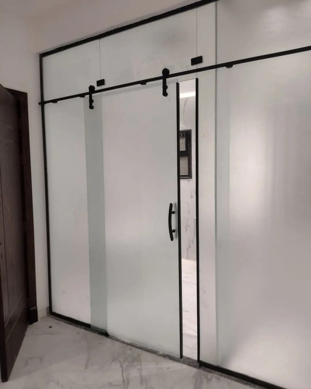 زجاج سكريت الرياض