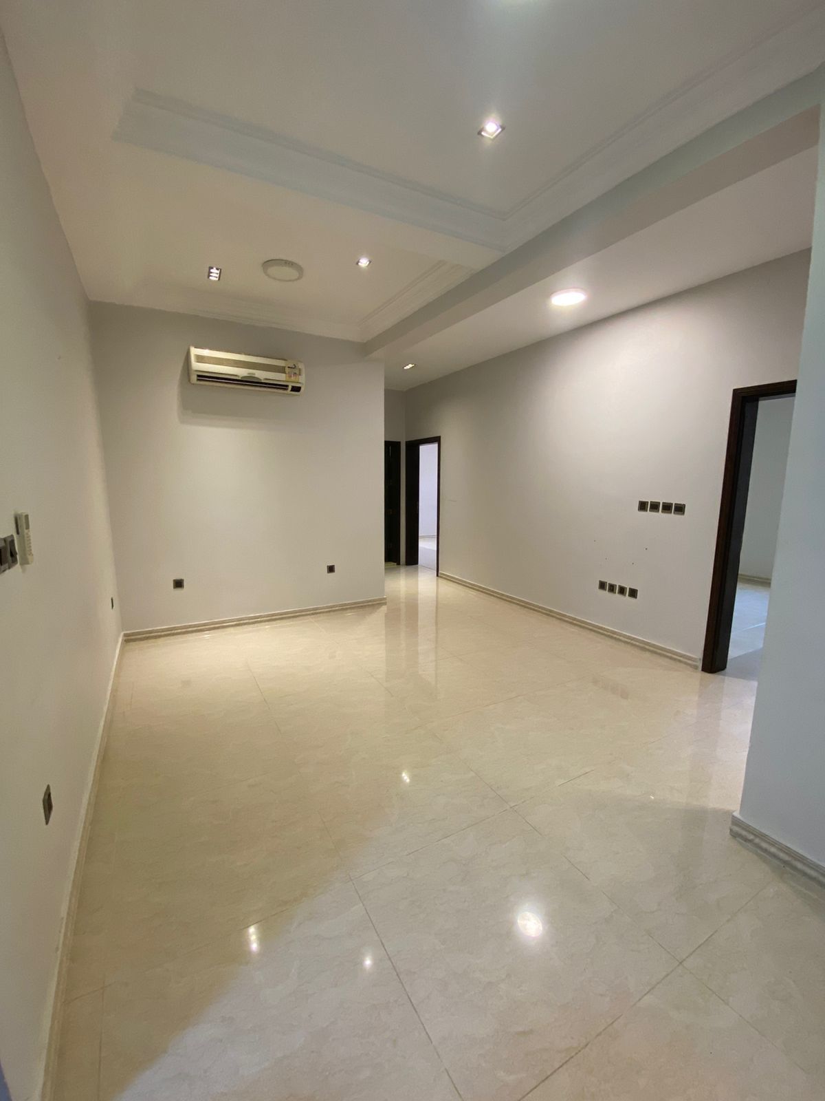 للايجار شقه فاخره في ابحر الشماليه حي الفردوس مخطط