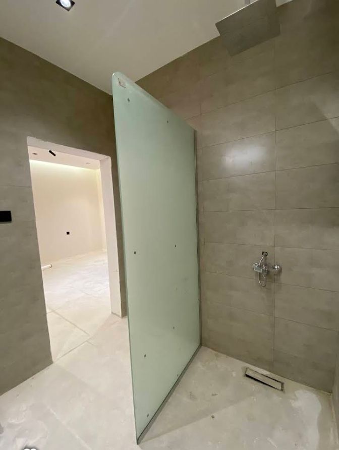 زجاج سكريت الرياض