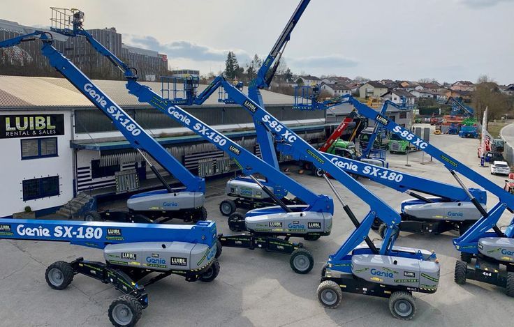 سيزرلفت للايجار مانلفت للايجار رافعة عمال للايجار