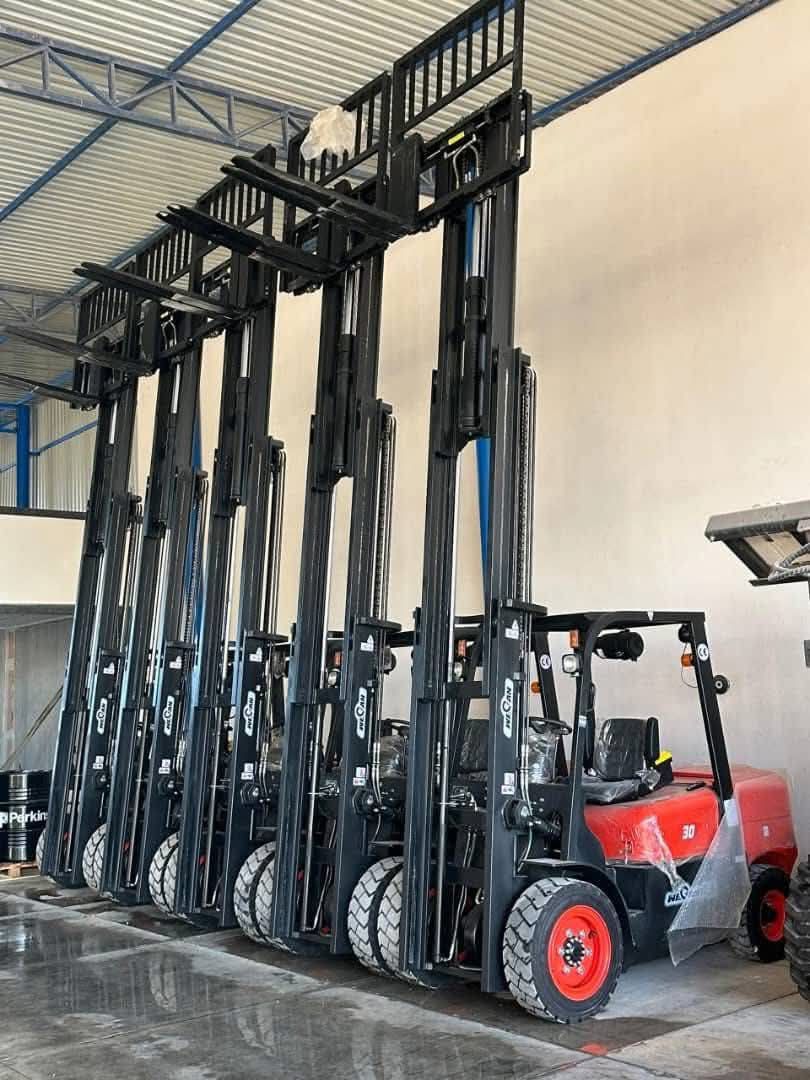 فوركلفت رافعة شوكية تليهندر تلسكوبية جي سي بي عرجا