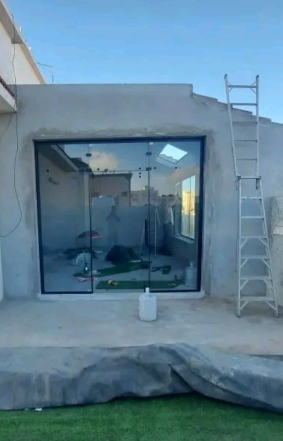 زجاج سكريت الرياض 0558037958