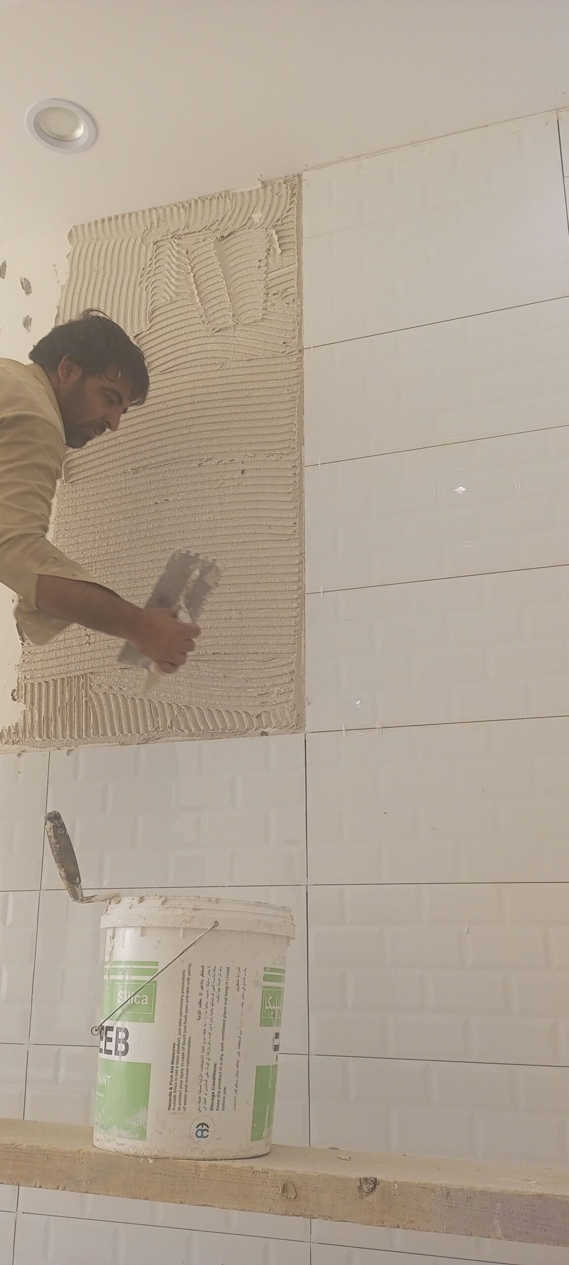 معلم بلط السيراميك البرسلان داخل الرياض