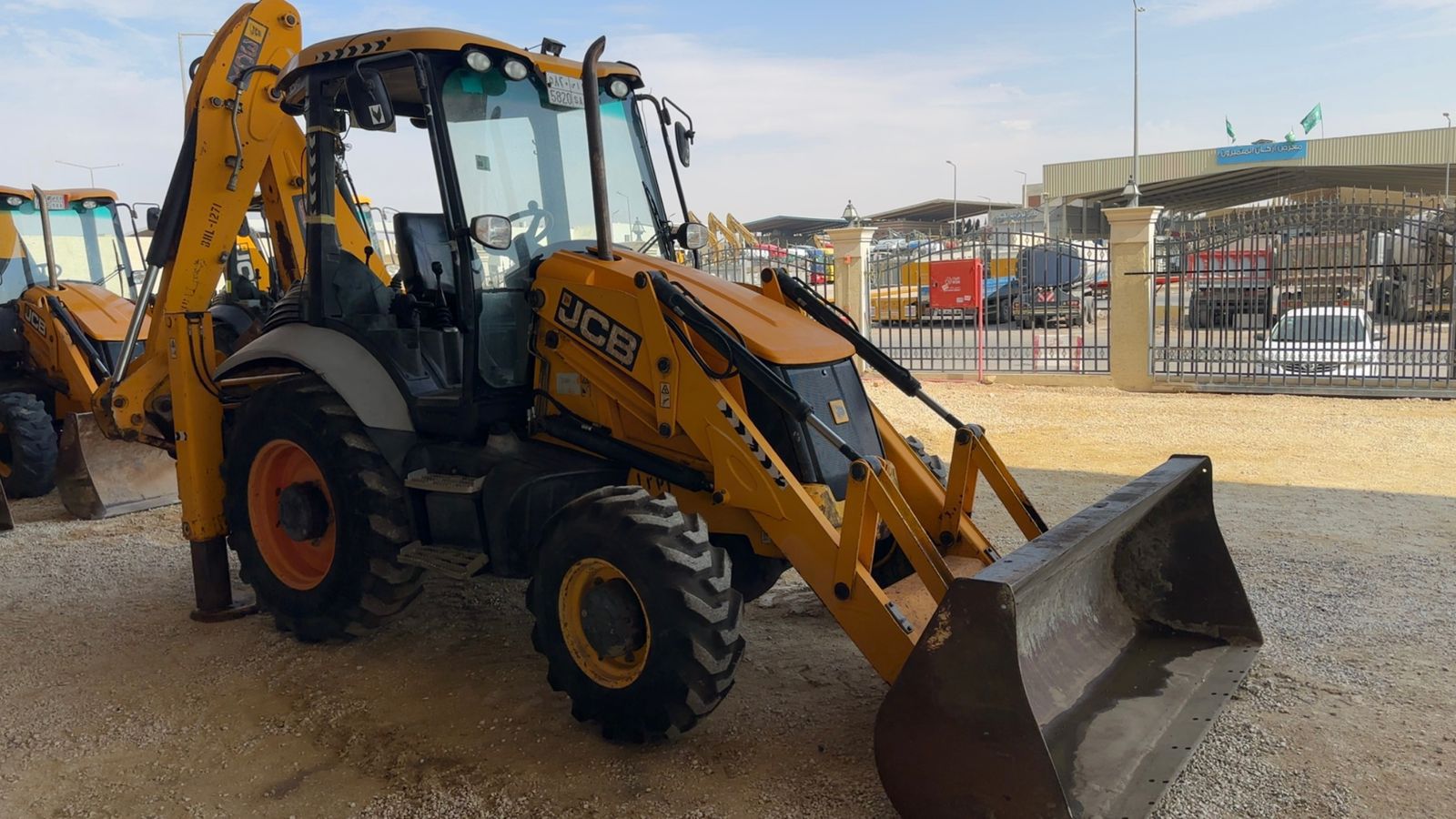 سيزرلفت مانلفت رافعة شوكية فوركلفت جيسبي كرين بوبك