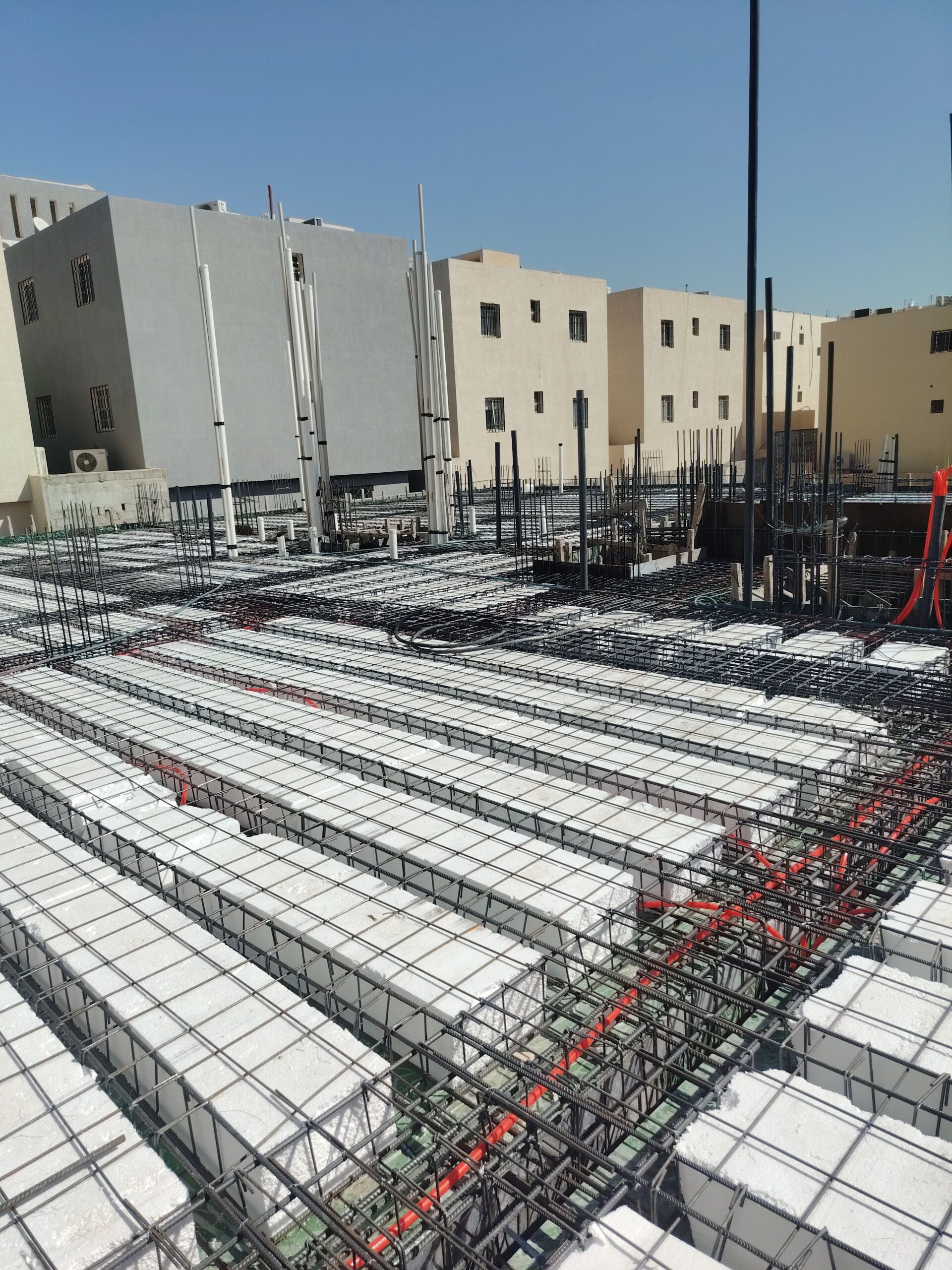 مقاول عام فلل ملاحق ستراحات ترميم