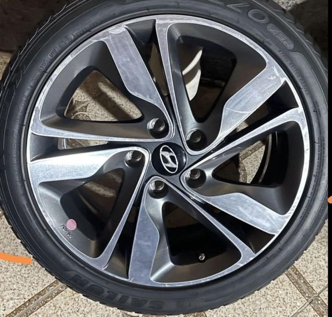 جنط هونداي النترا مقاس ١٦ معه كفره مرصصه وجاهزه