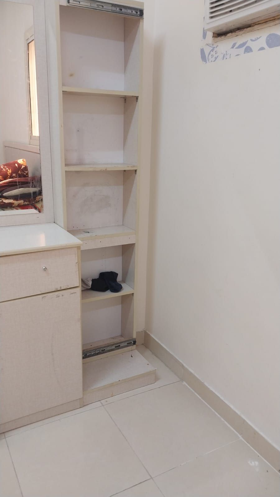 معلم نجار بجده