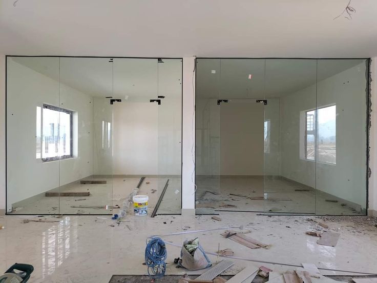 توريد وتركيب زجاج سكريت مكاتب زجاجية شورات مراوش د