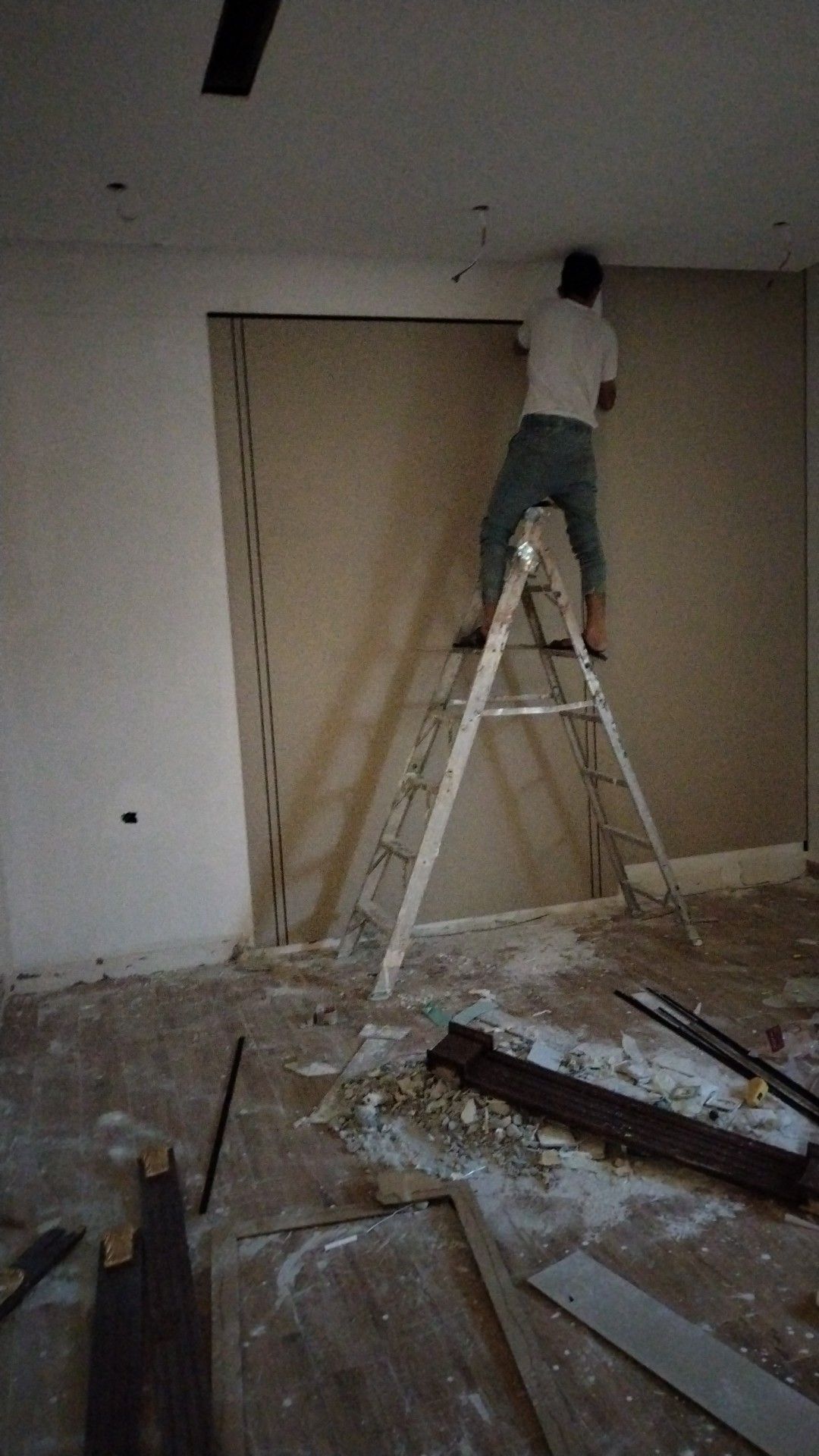 سلمنا المفتاح وخليك مرتاح