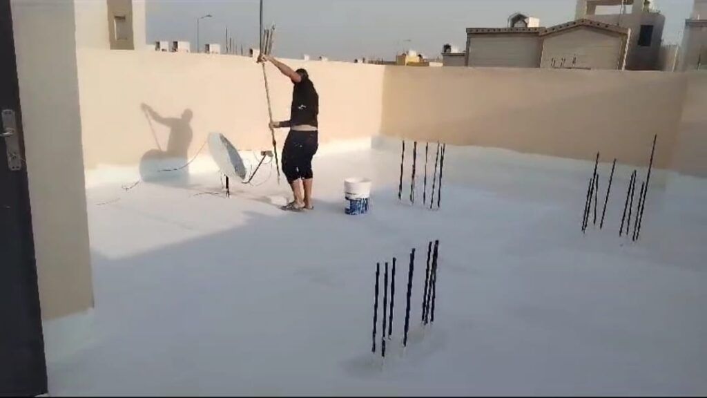 عوازل اسطح مائي يمنع تسرب الماء الامطار وعكس الحرا