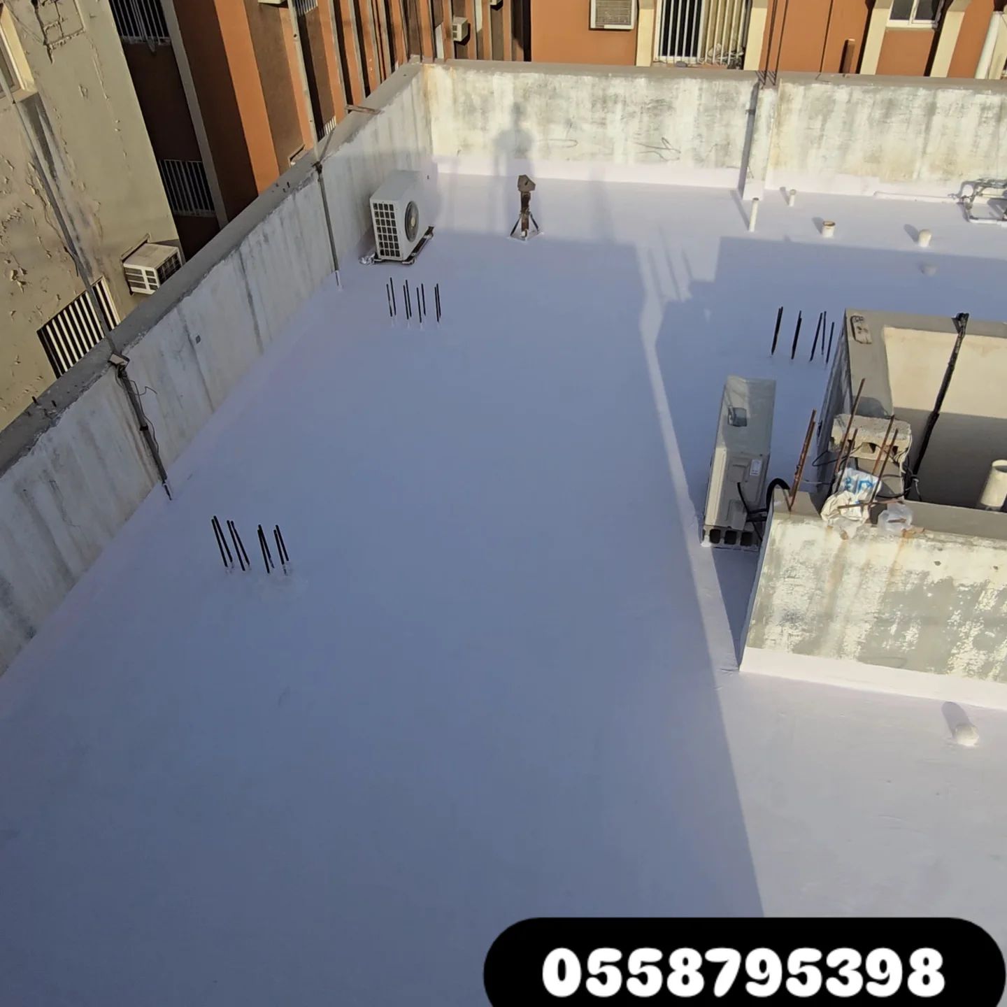 عوزال اسطح يمنع تسرب الماء الامطار وعكس الحراره