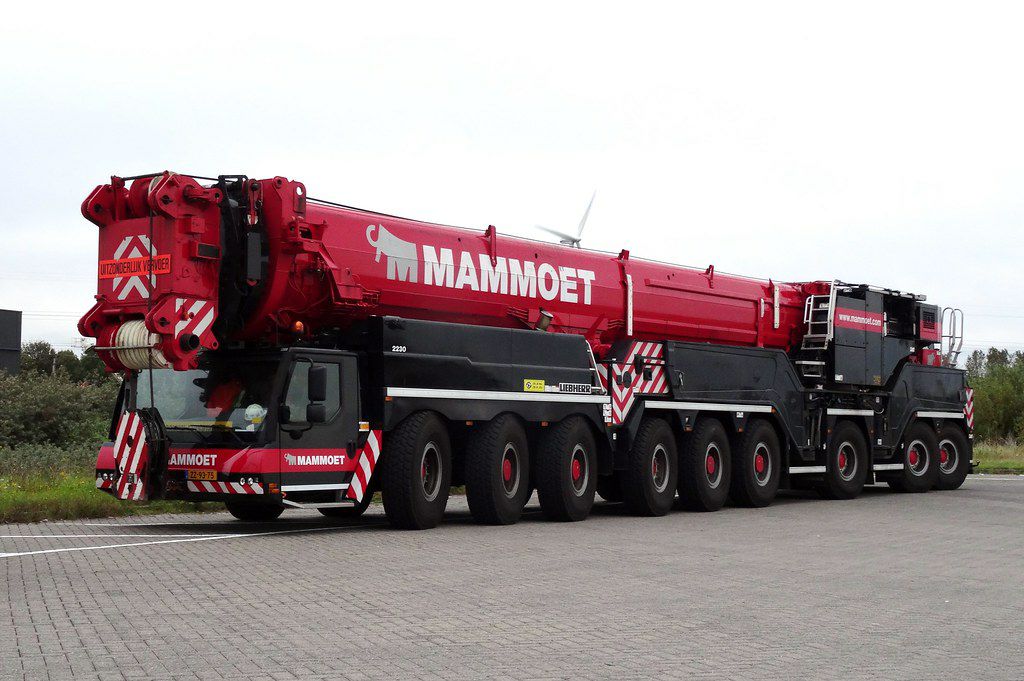 كرينات للإيجار كرين للإيجار من 10طن الى 500طن في ا