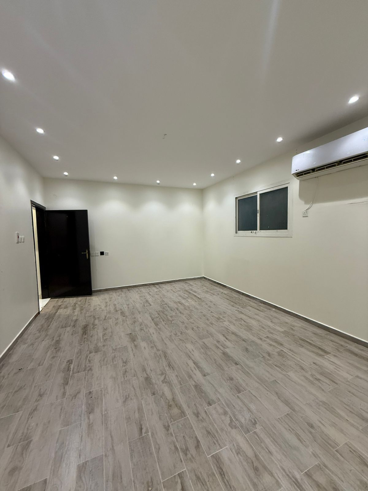 دهان مباني داخلي وخارجي