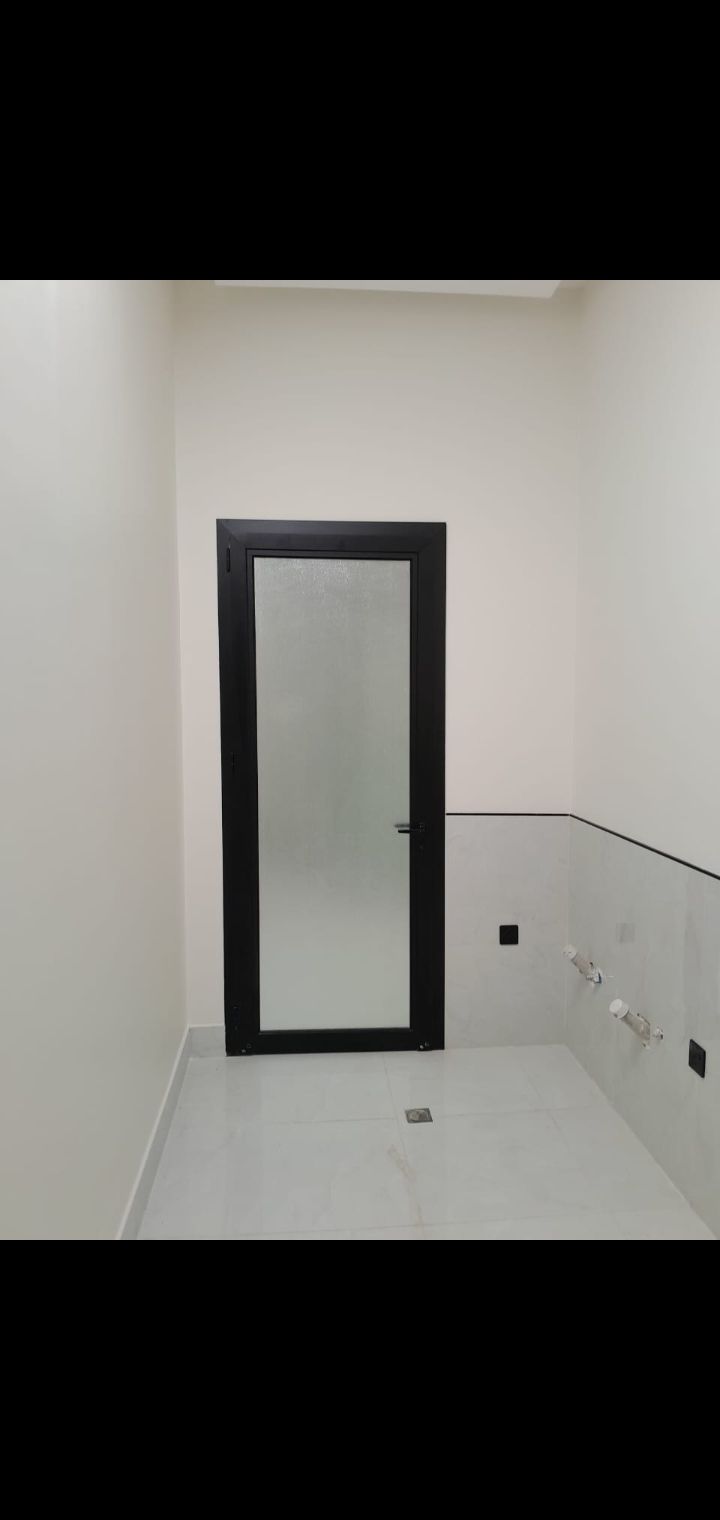 ابواب وشبابيك المنيوم تفصيل وصيانه