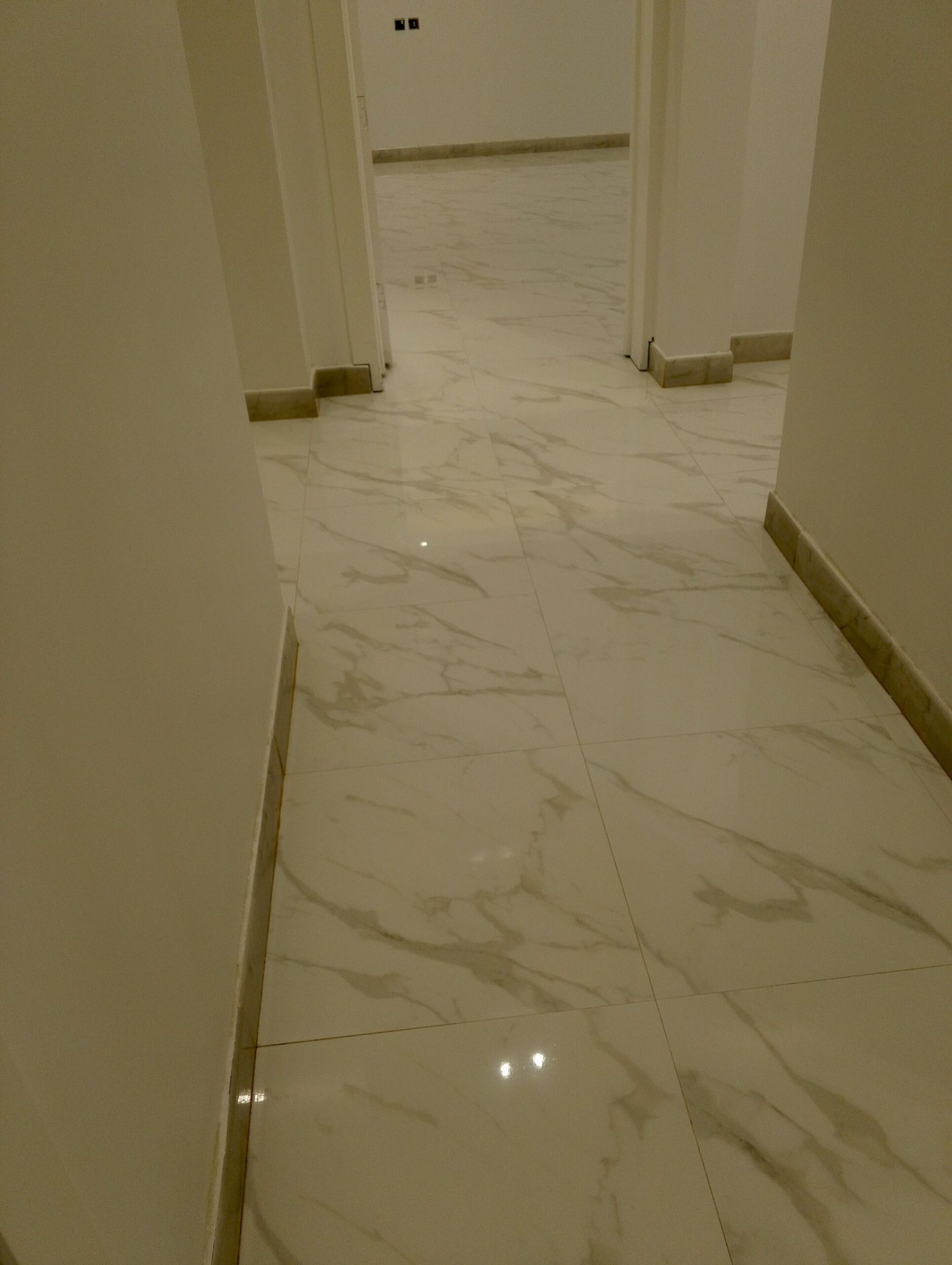 جلي بلاط تلميع رخام