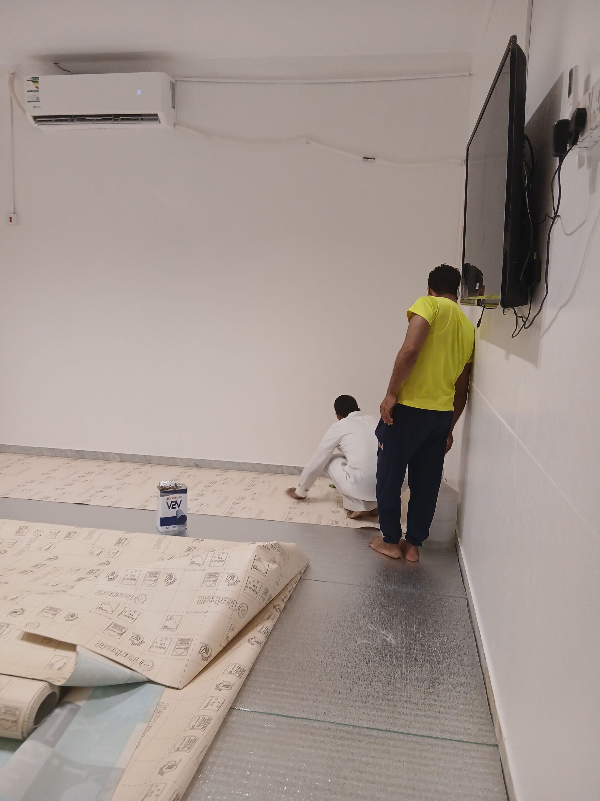 معلم دهانات الرياض دهان أبواب بروفايل رشات داخليه