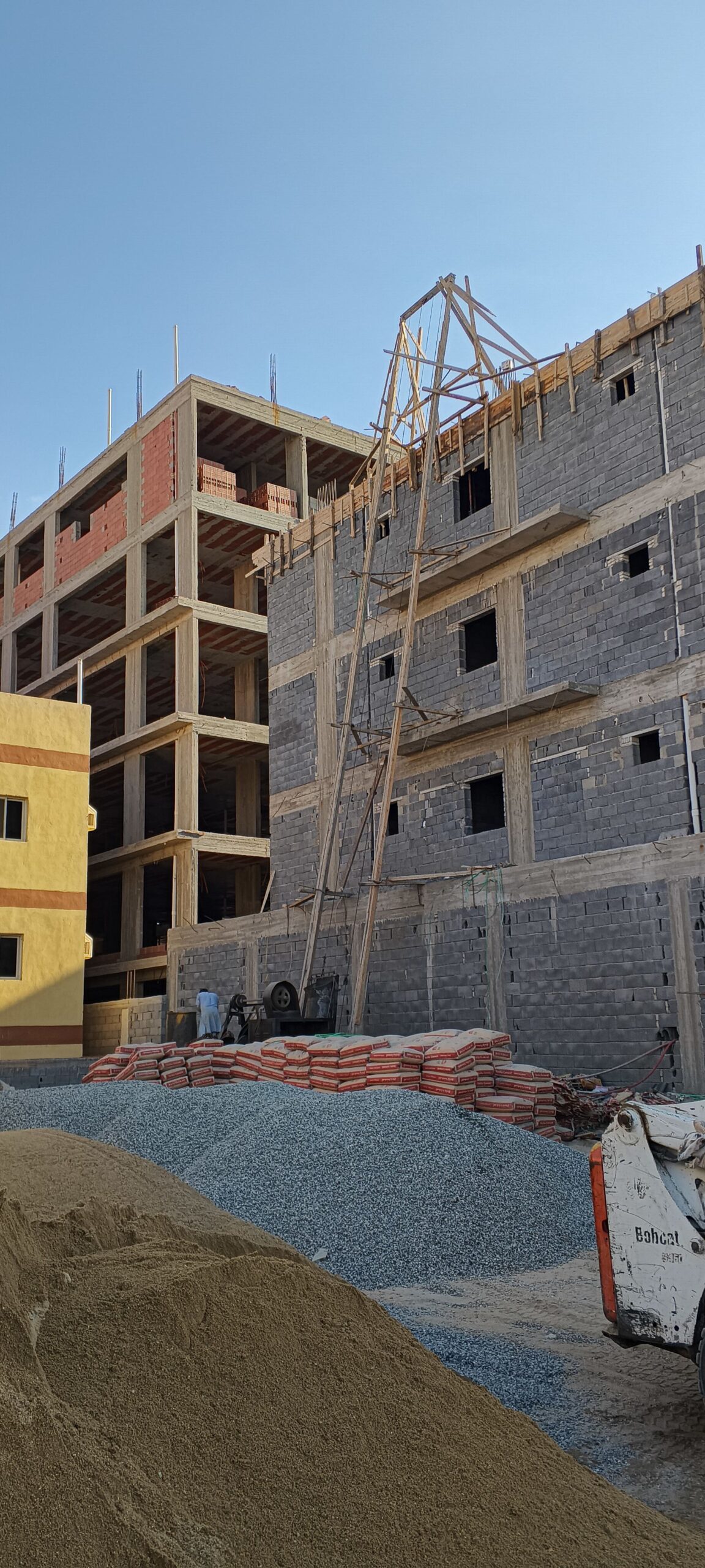 اسمنت خلاط يدوي للايجار يوميا 0597473618