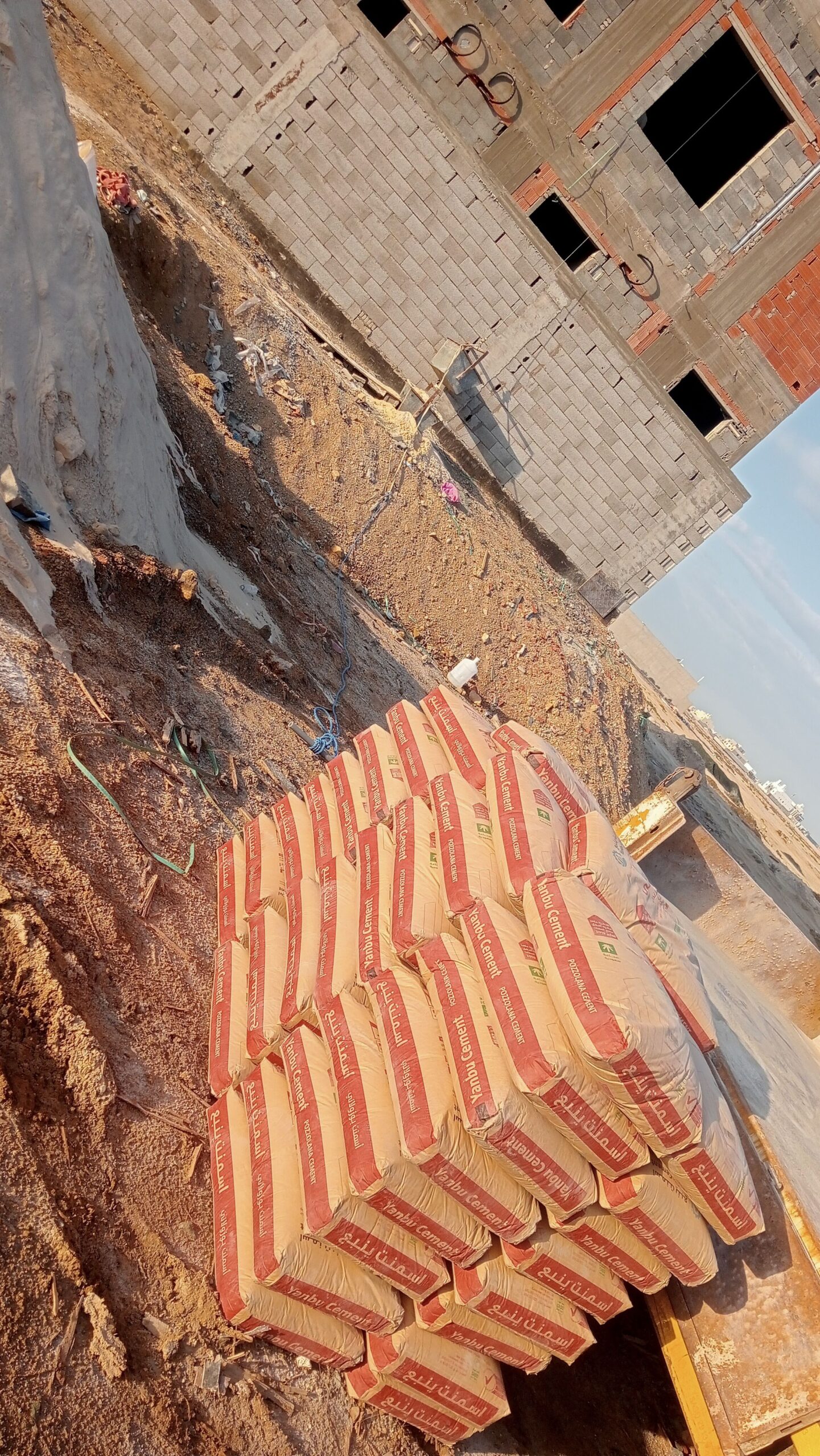 توريد جميع مواد البناء نقل مخلفات