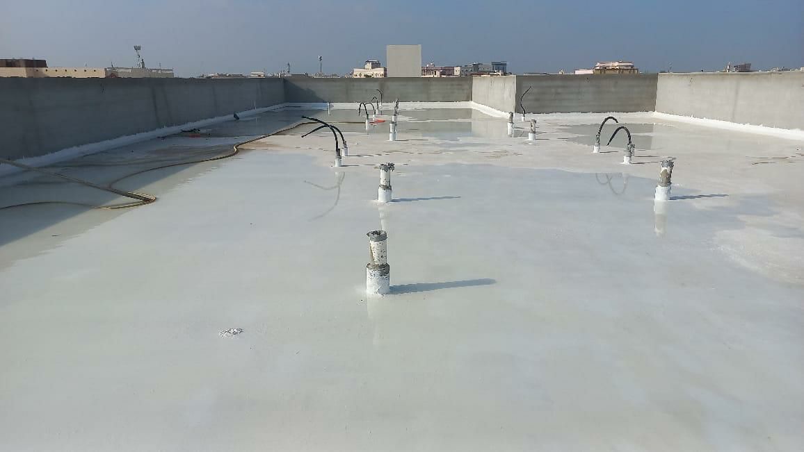 فني عوازل حراري ومائي