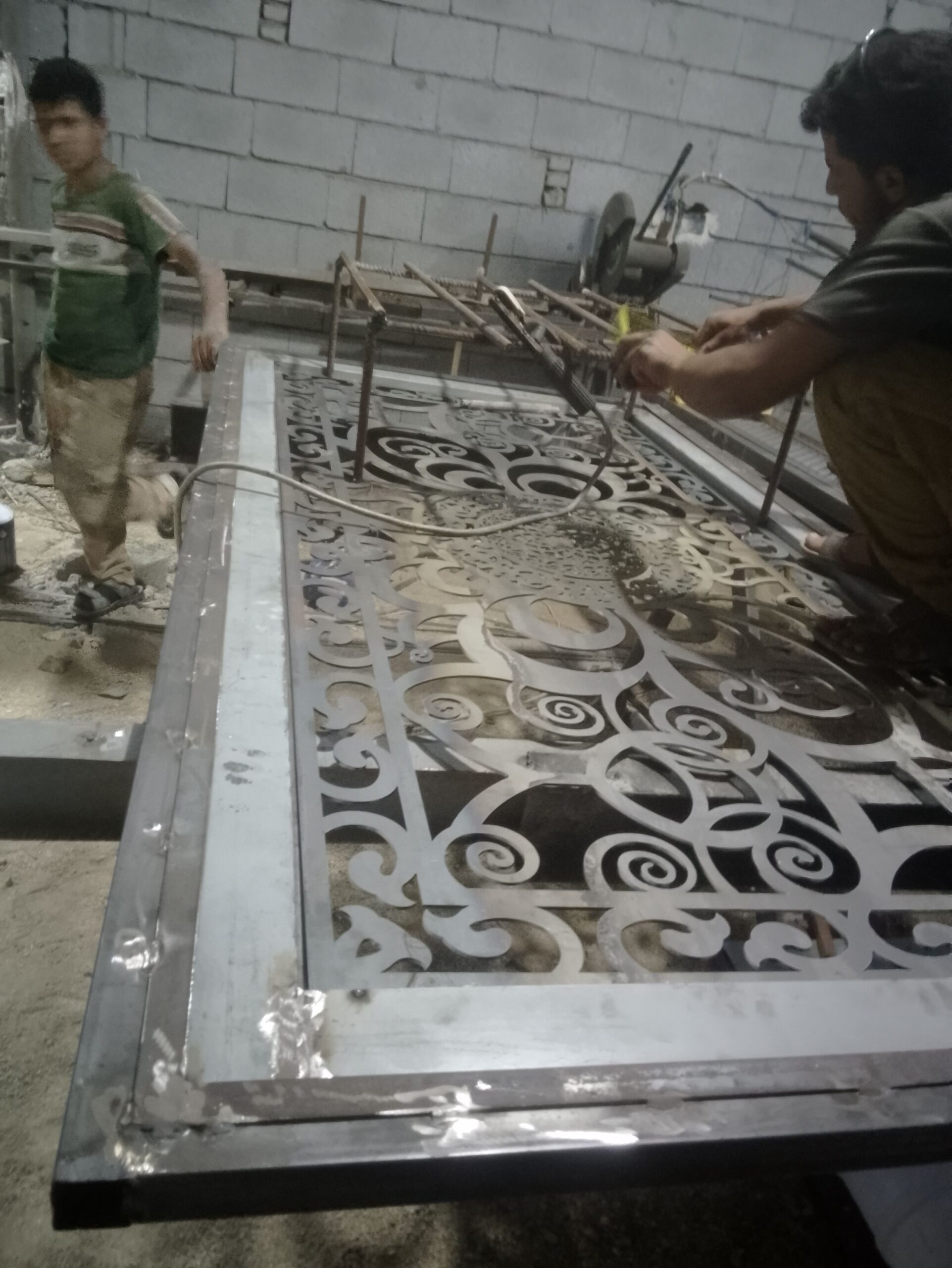 معلم حديد حداد