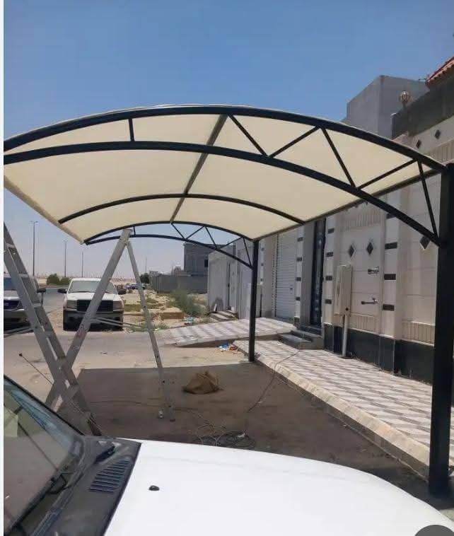 مظلات سيارات