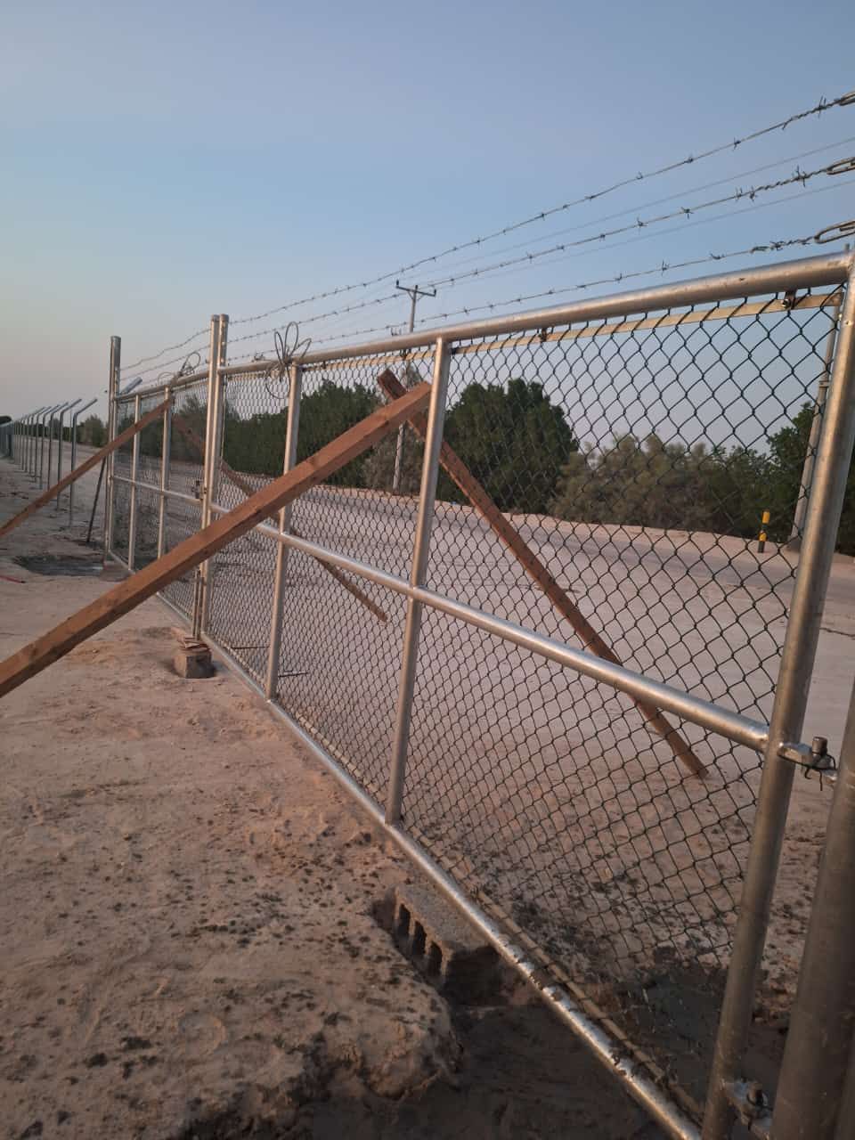 نحن مؤسسة مقاولات عامه 1الشبوك بجميع انواعها ومواص