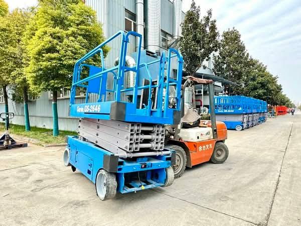 سيزرلفت ومان لفتات وتاورلايت ورافعه شوكية فوركليت