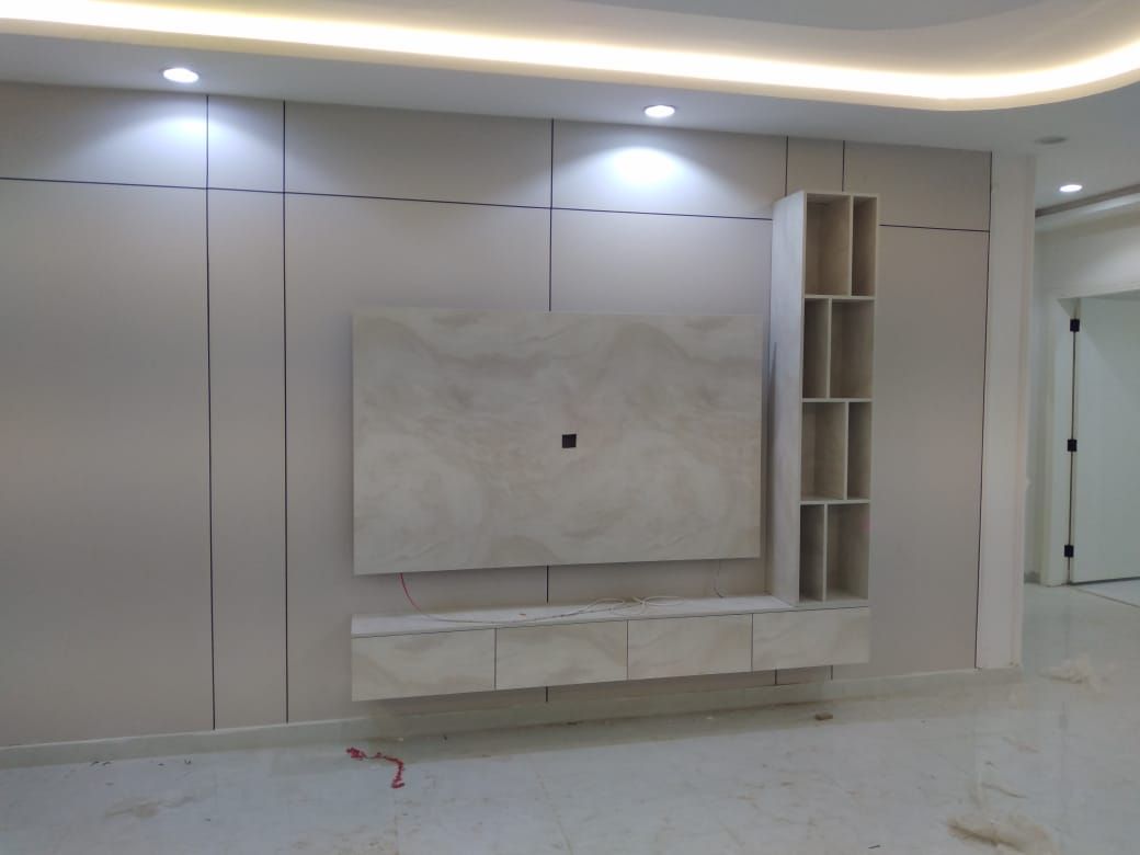 معلم دهانات والديكورات الرياض وبأسعار مناسبه 05010