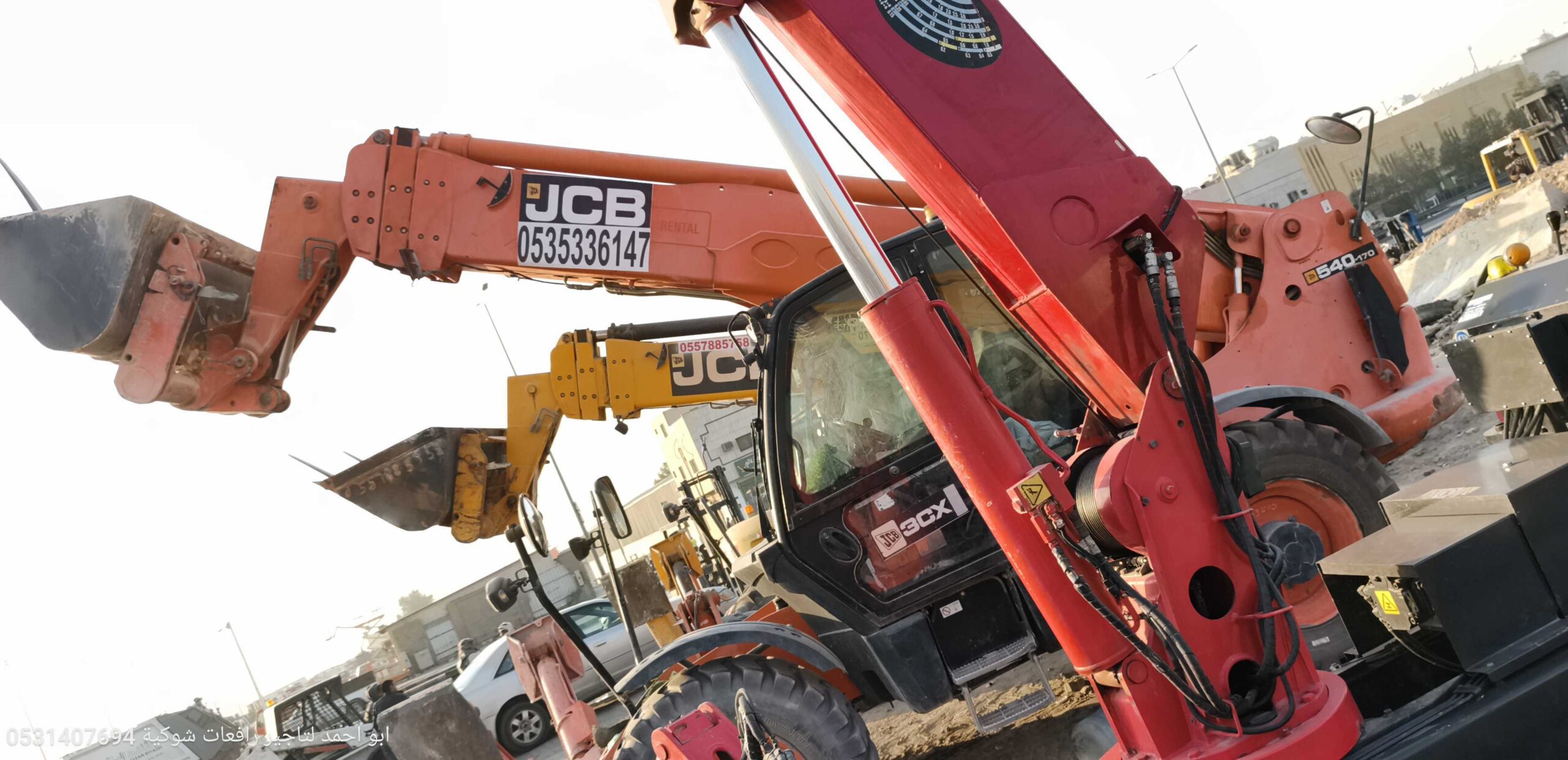 رافعة شوكية جيسبي تلسكوبية تليهندر جي سي بي 17متر