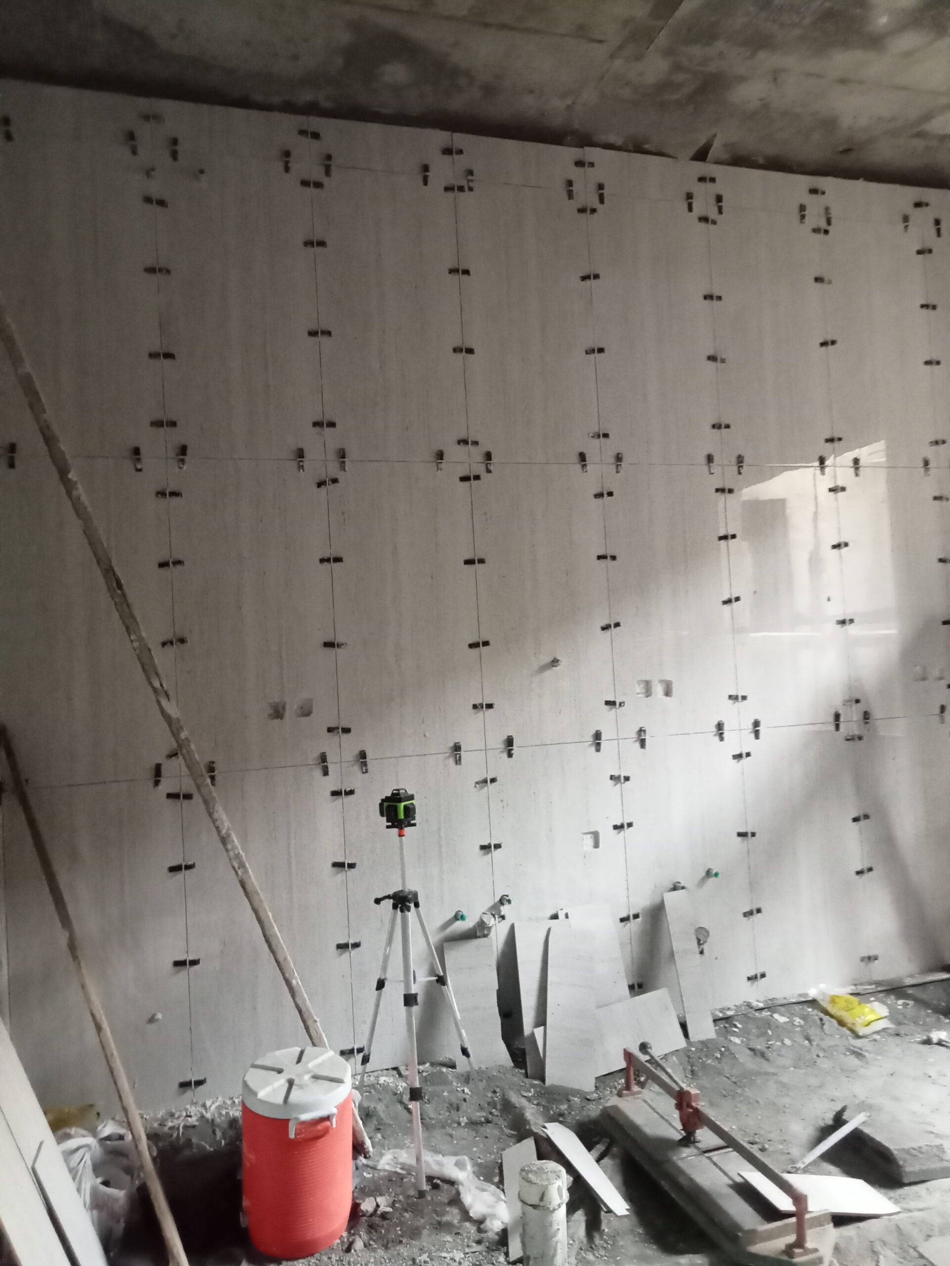 معلم تركيب جميع انواع البلاط والرخام والبورسلين وم