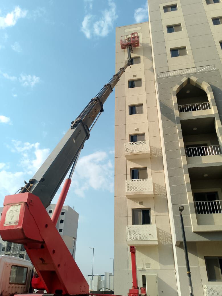 تأجير رافعات شوكية وكرينات