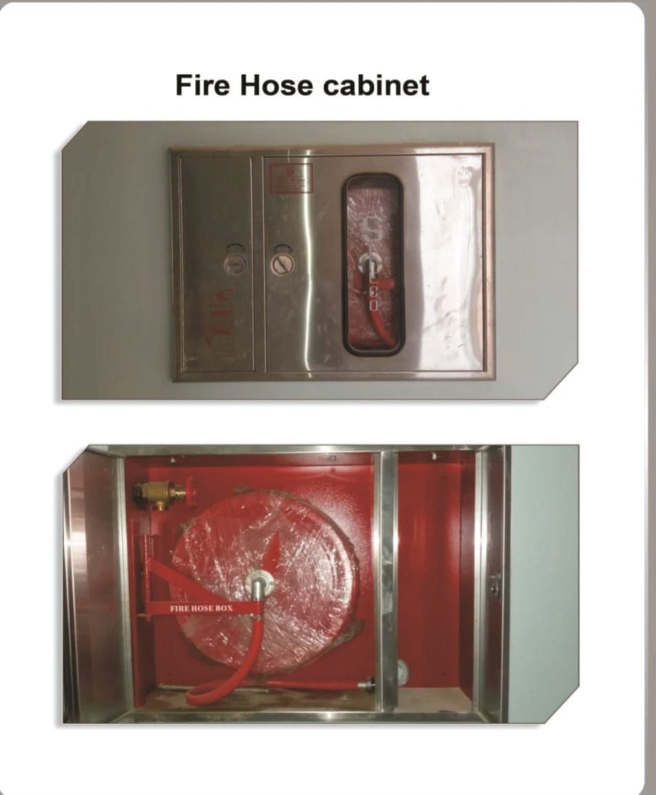 إعادة تعبئة طفاية الحريق. إنذار الحريق. مضخة الحري