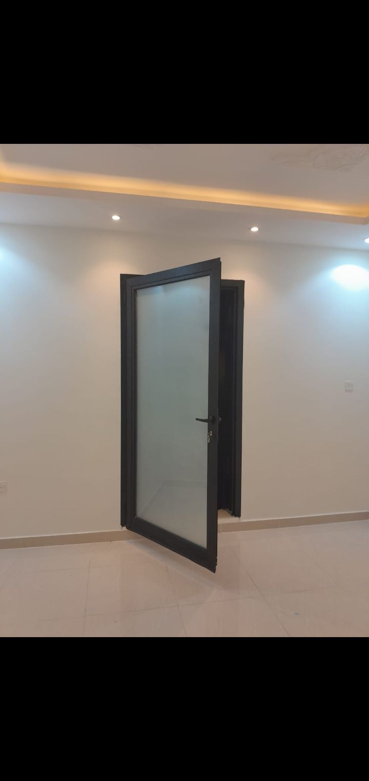 ابواب وشبابيك المنيوم تفصيل وصيانه