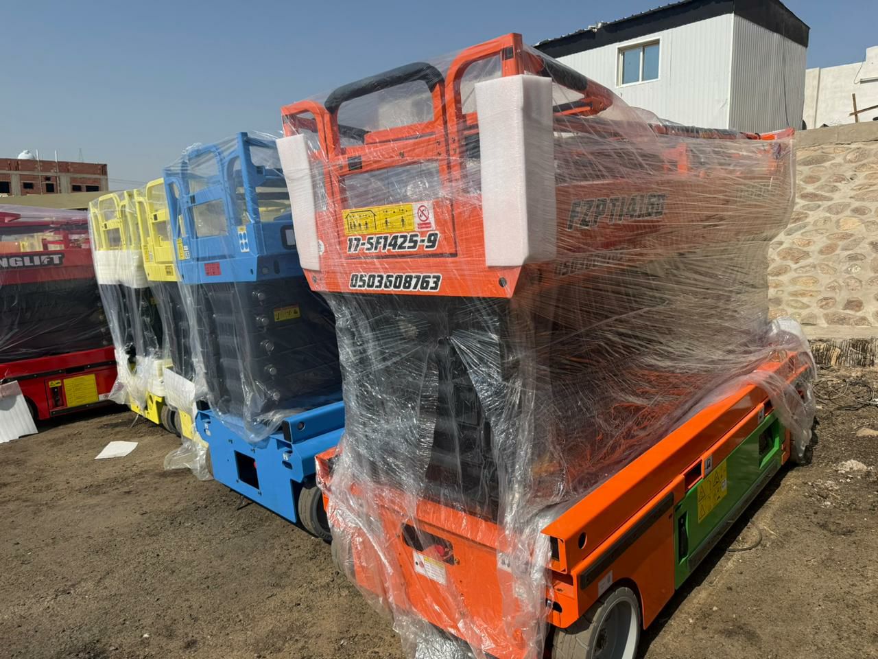 سيزر لفت للإيجار جميع المقاسات في الدمام مكة المدي