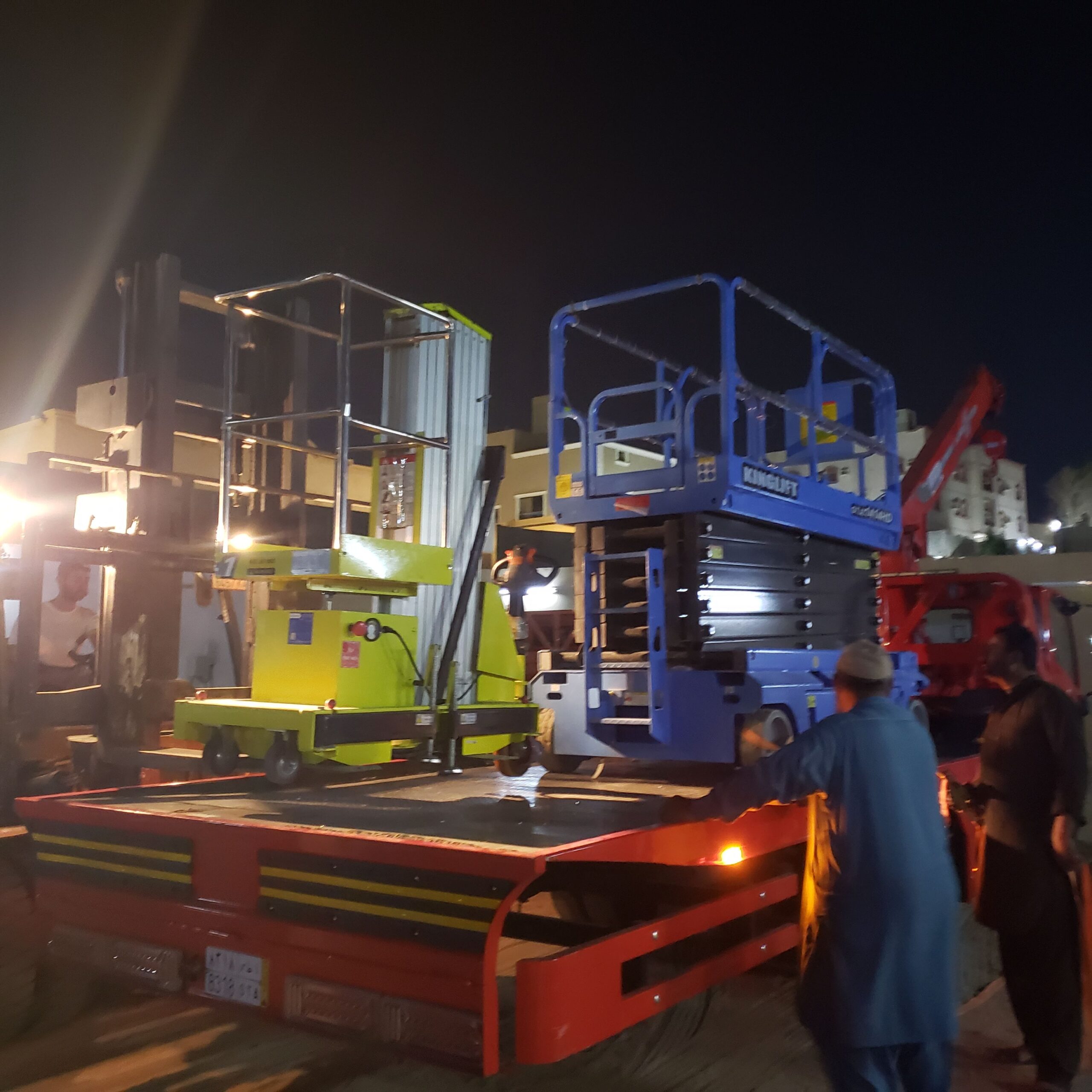 سيزر لفت ومان لفت للايجار موديل حديث واسعار مناسبة